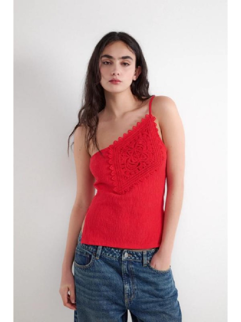 TOP ASIMETRICO CROCHET