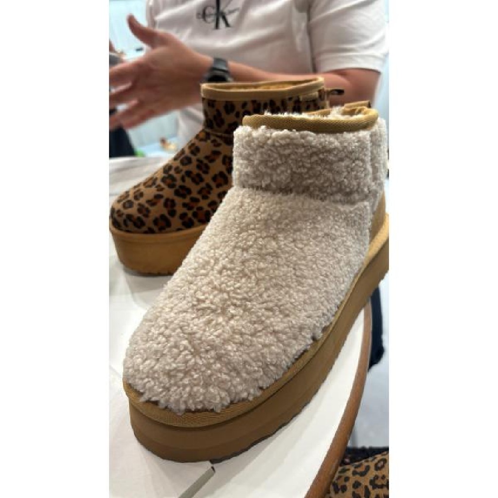 BOTA CORTA SUELA DOBLE LEOPARDO ISTERIA