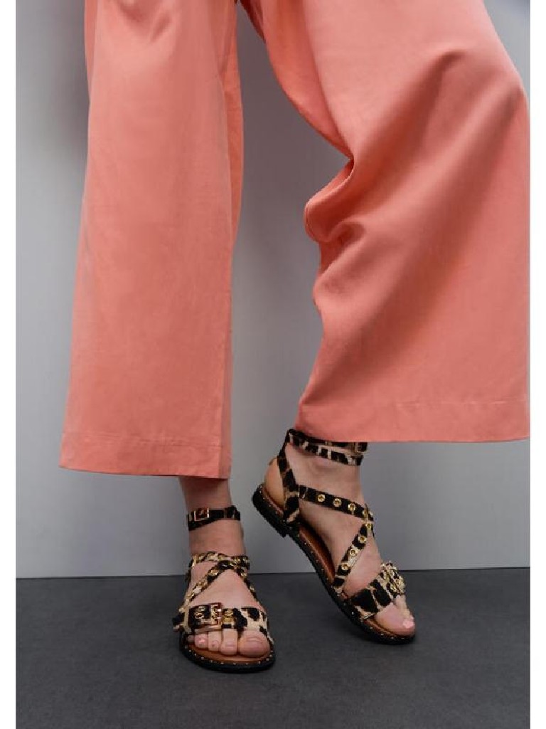 SANDALIA PLANA HEBILLAS LOLA CASADEMUNT