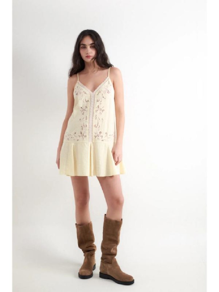 VESTIDO CORTO VAINICA